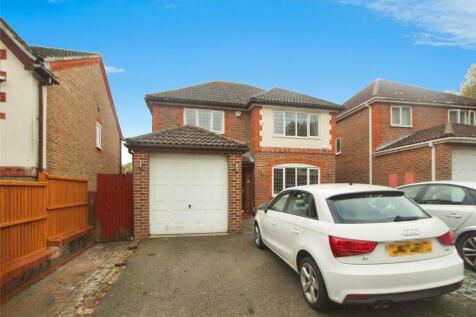 Cinnabar Drive, Kent ME10 4 bed detached house for sale
