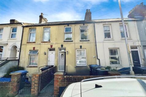 Edred Road, Kent CT17 4 bed terraced house for sale