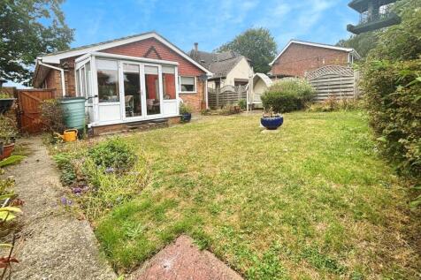 2 bedroom bungalow for sale
