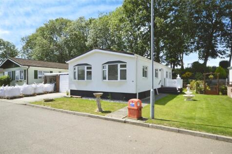 The Copse, Hoo ME3 2 bed park home for sale