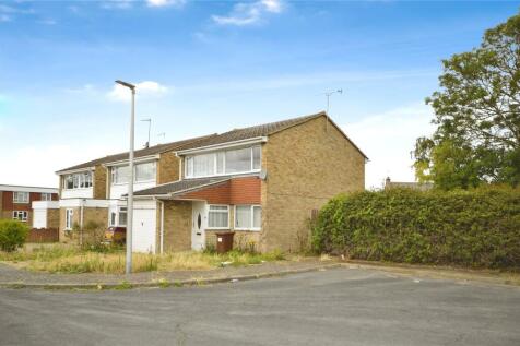 Puffin Road, Rochester ME3 3 bed detached house for sale