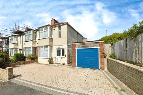 Coghurst Road, East Sussex TN35 3 bed end of terrace house for sale