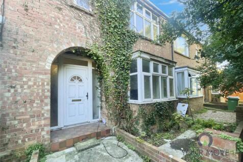 Old London Road, East Sussex TN35 3 bed terraced house for sale