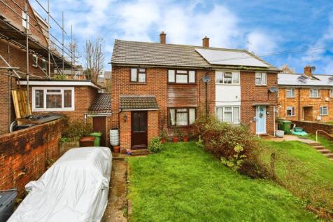 Greggs Wood Road, Tunbridge Wells TN2 3 bed semi