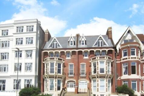 St. Helens Parade, Hampshire PO4 2 bed flat for sale