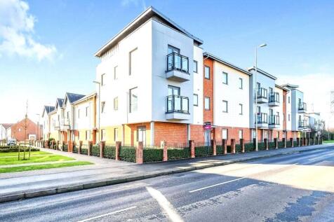 Foxtail Road, Hampshire PO7 2 bed flat for sale