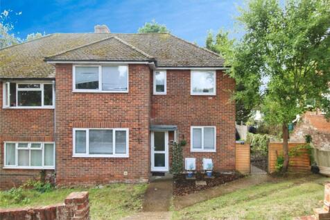 Witts Hill, Hampshire SO18 2 bed flat for sale
