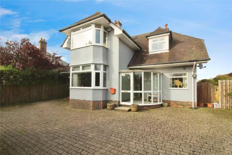 Coombeshead Road, Devon TQ12 4 bed detached house for sale