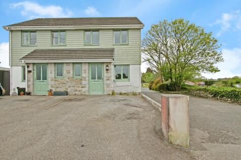 2 bedroom semi-detached house for sale