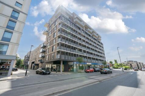 Windsor Road, Slough, Berkshire, SL1 1 bed apartment for sale