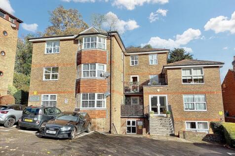 Winchester 1 bed flat for sale
