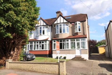 The Avenue, West Wickham, BR4 5 bed semi