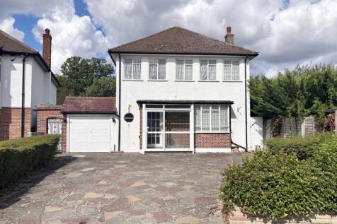 Malmains Close, Park Langley... 4 bed detached house for sale