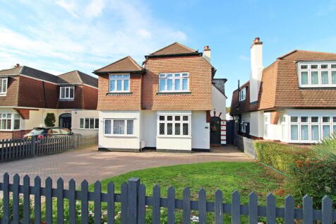 Hayes Lane, Beckenham, BR3 4 bed detached house for sale