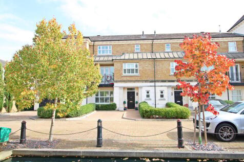 Adamson Way, Langley Waterside... 4 bed townhouse for sale