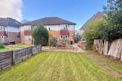 Foxgrove Road, Beckenham, BR3 2 bed maisonette for sale