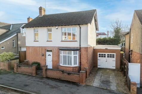 Blandford Avenue, Kettering NN16 3 bed detached house for sale