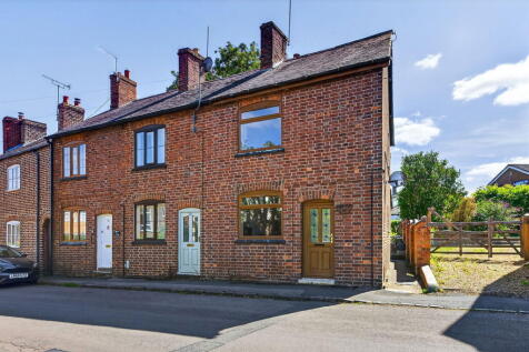 West Street, Northampton NN6 2 bed end of terrace house for sale