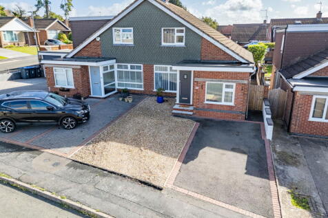 Marlborough Way, Market Harborough LE16 2 bed semi