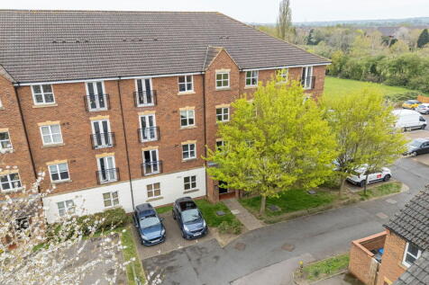 Fount Court, Market Harborough LE16 2 bed flat for sale
