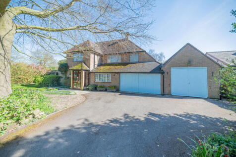 Smeeton Road, Leicester LE8 5 bed detached house for sale