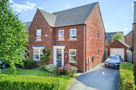 Bantry Close, Market Harborough LE16 4 bed detached house for sale