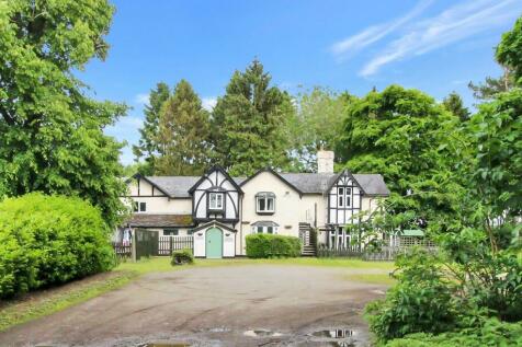 6 bedroom detached house for sale