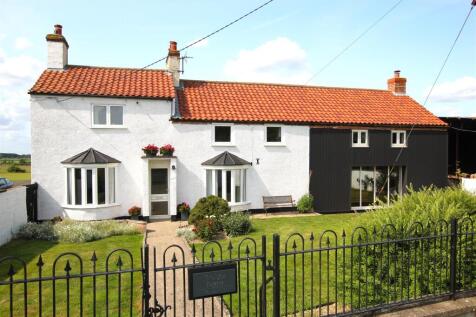 Snarford Road, Wickenby, Lincoln LN3 4 bed farm house for sale
