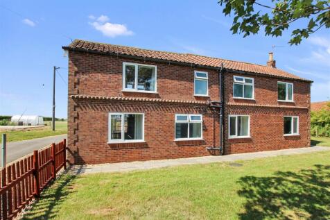 Market Rasen Road, Dunholme, Lincoln LN2 4 bed farm house for sale