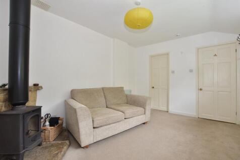 1 bedroom semi-detached bungalow for sale