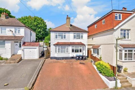 Cromwell Road, Caterham, Surrey 3 bed semi