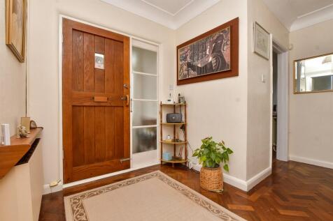 3 bedroom chalet for sale