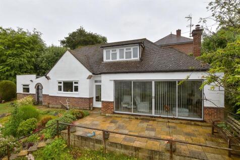 Oakley Road, Warlingham, Surrey 3 bed chalet for sale