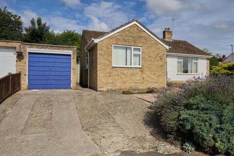 Beech Road, Witney OX28 3 bed detached bungalow for sale