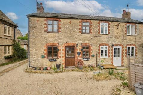 1 bedroom cottage for sale