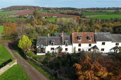 3 bedroom cottage for sale