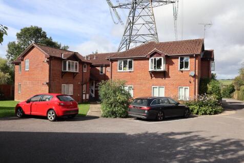BUTSER COURT, HORNDEAN 2 bed ground floor flat for sale