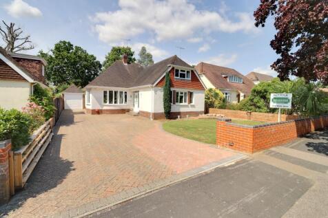 FERNDALE, WATERLOOVILLE 3 bed detached bungalow for sale