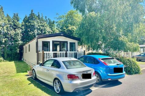 Forest Edge 2 bed park home for sale