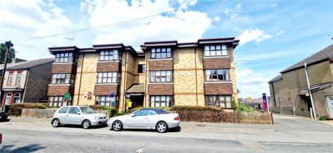 Studio flat for sale