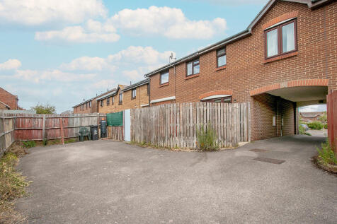 Labrador Drive, Poole 4 bed terraced house for sale
