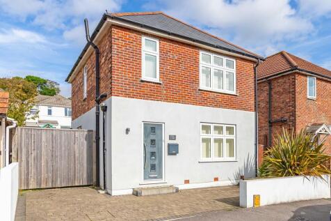 Queens Road, Poole 3 bed detached house for sale