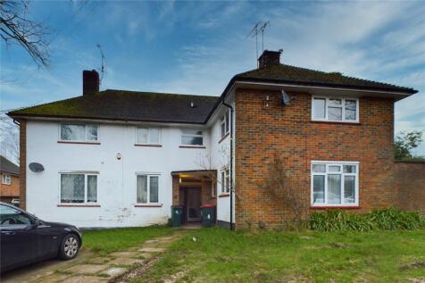 2 bedroom maisonette for sale