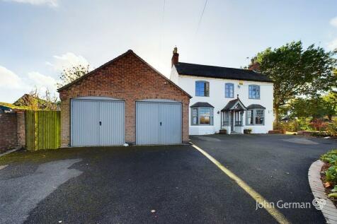 4 bedroom detached house for sale