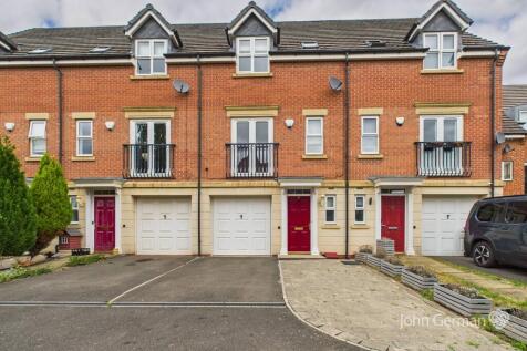 Clumber Close, Loughborough 3 bed townhouse for sale