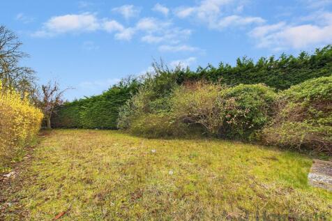 Roonagh Court, Sittingbourne, Kent... 3 bed detached bungalow for sale
