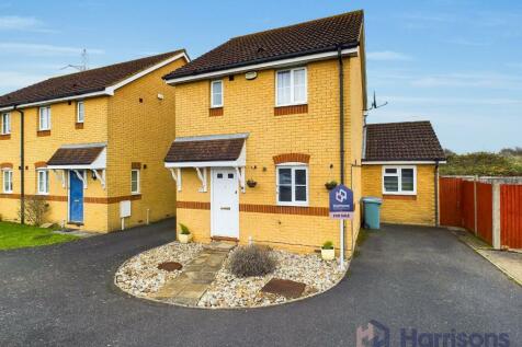 Recreation Way, Sittingbourne, Kent... 3 bed link detached house for sale