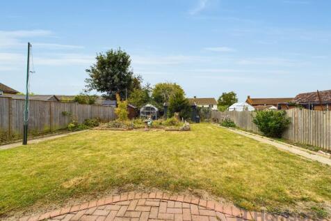 West Ridge, Sittingbourne, Kent, ME10... 3 bed detached bungalow for sale