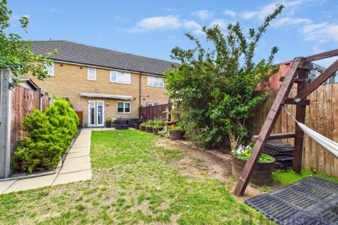 Monarch Drive, Kemsley... 3 bed terraced house for sale