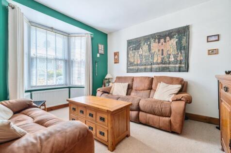 Rock Road, Sittingbourne, Kent, ME10 1JG 3 bed terraced house for sale